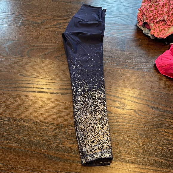 Beyond yoga navy and gold metallic leggings xs - Picture 1 of 2
